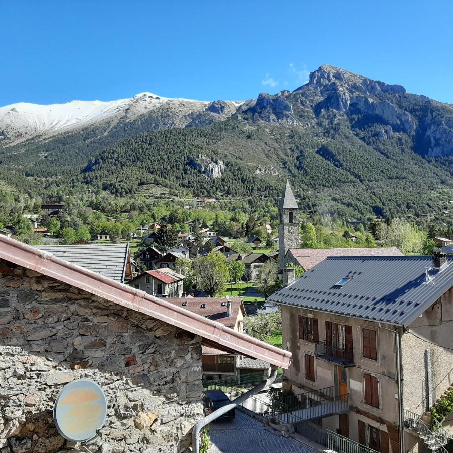 Les Chambres Du Presbytere Du Val Valdeblore Luaran gambar