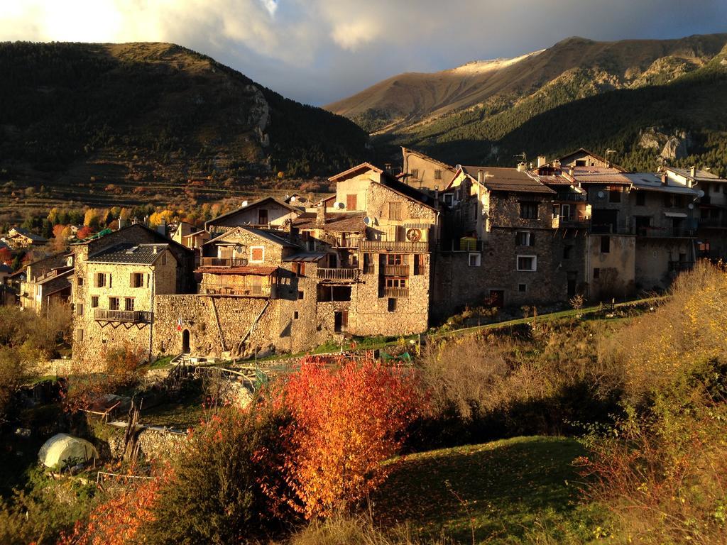 Les Chambres Du Presbytere Du Val Valdeblore Luaran gambar